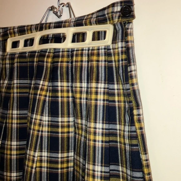 UNIFORM SKIRT  size medium - Picture 2 of 6